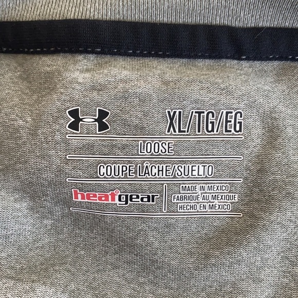 Under Armour Shirt - Picture 7 of 7